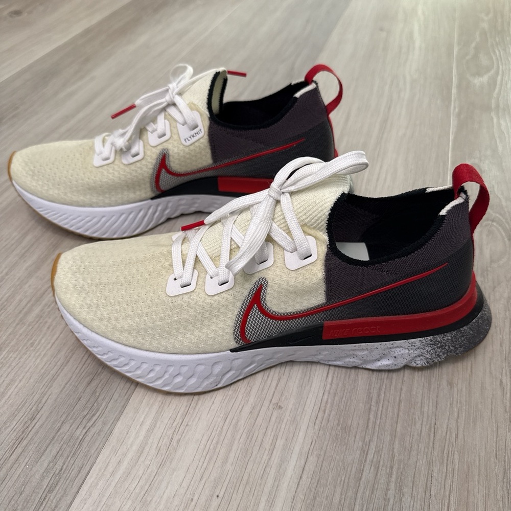 Nike React Infinity Run Flyknit Trainers 👟 - Picture 2 of 8